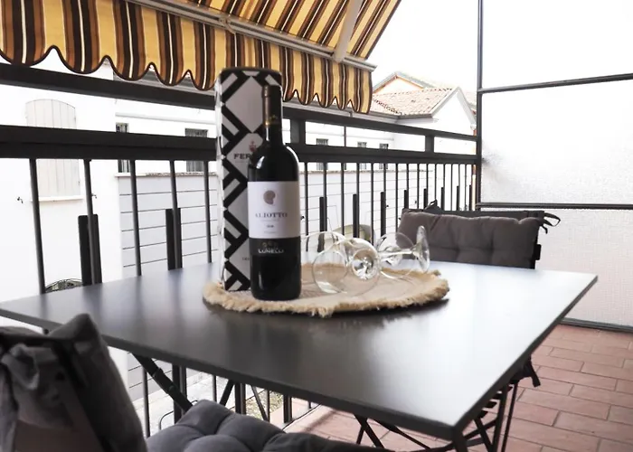 Bilocale Moderno Centro Apartment *